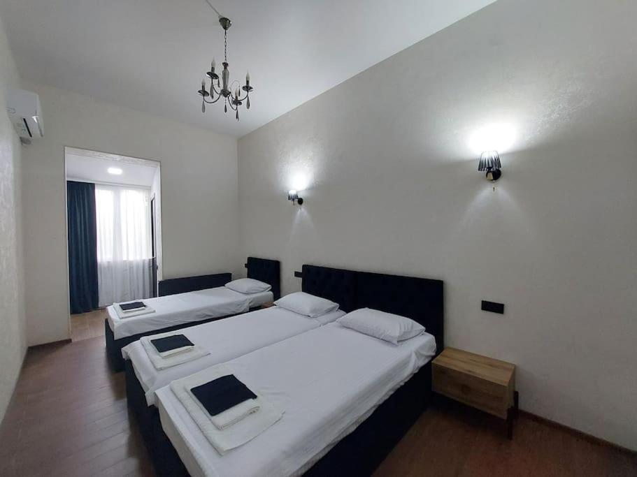 Soma Apartment Kutaisi Ngoại thất bức ảnh